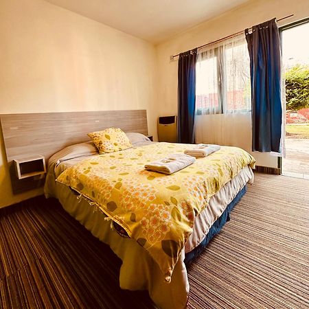 Отель Amancay, Hostal Patagonico Эль-Калафате Экстерьер фото